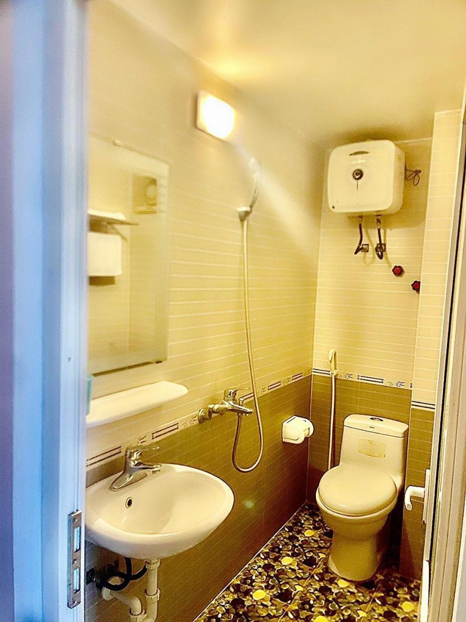Nha Nghi Ngoc Ha Otel Ha Long Dış mekan fotoğraf